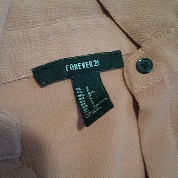 Forever 21 pink button up - Picture 2 of 3